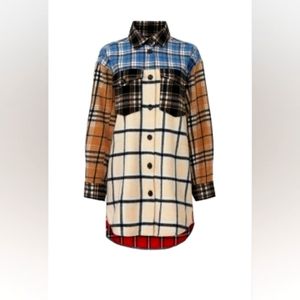 Blue and white plaid (84% Polyester, 16% Wool). Shirt jacket. Collared pre-owned